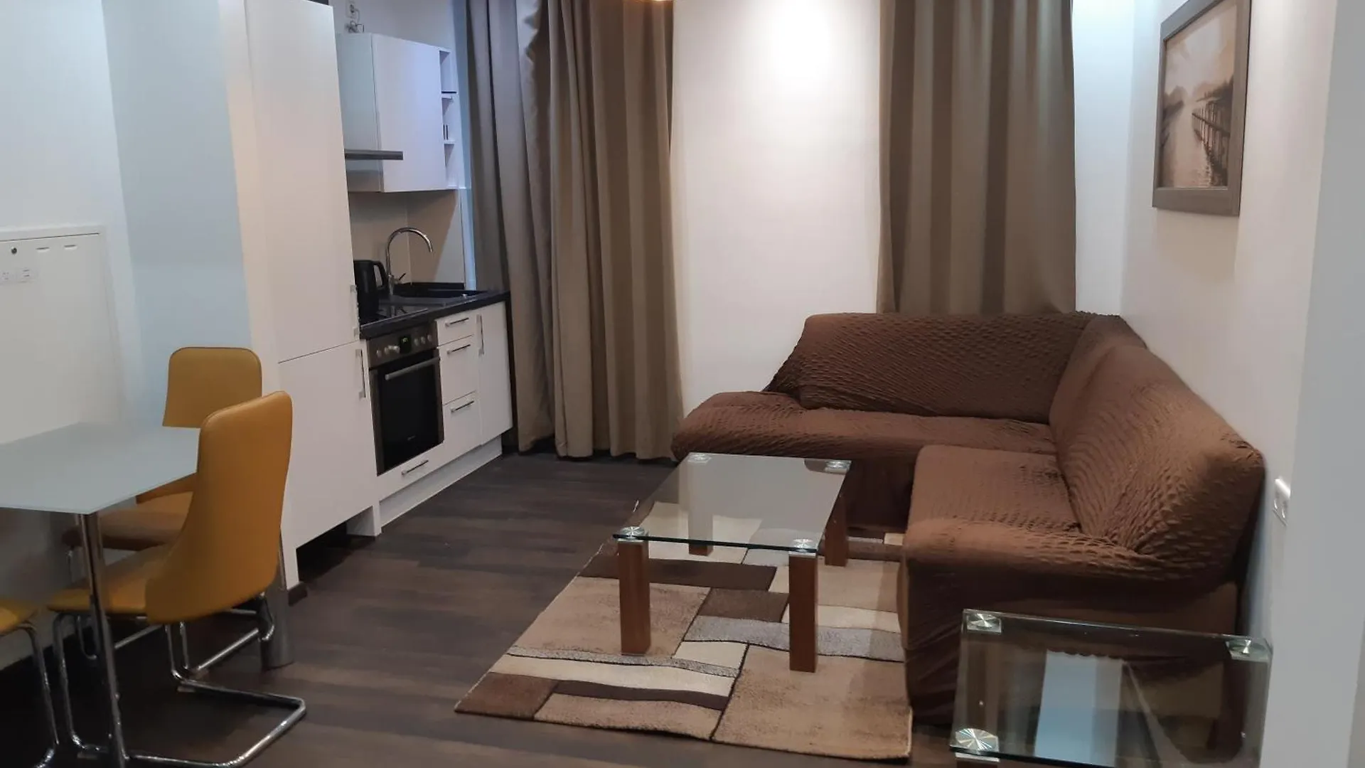 Royal Boardinghouse Gmbh - Munich Apartment